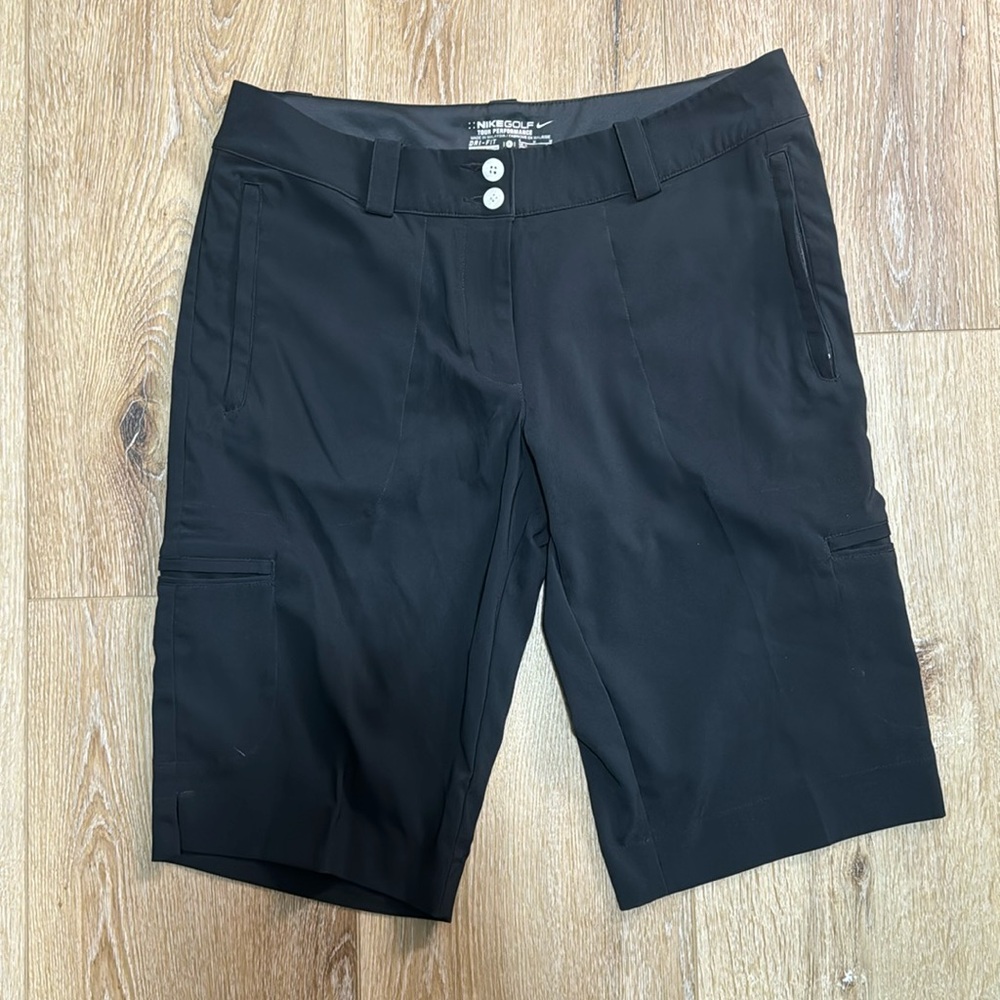 Nike Women’s Golf Shorts 8